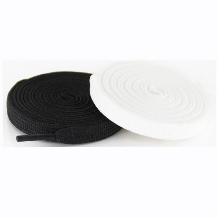 Białe sznurówki do butów sportowych